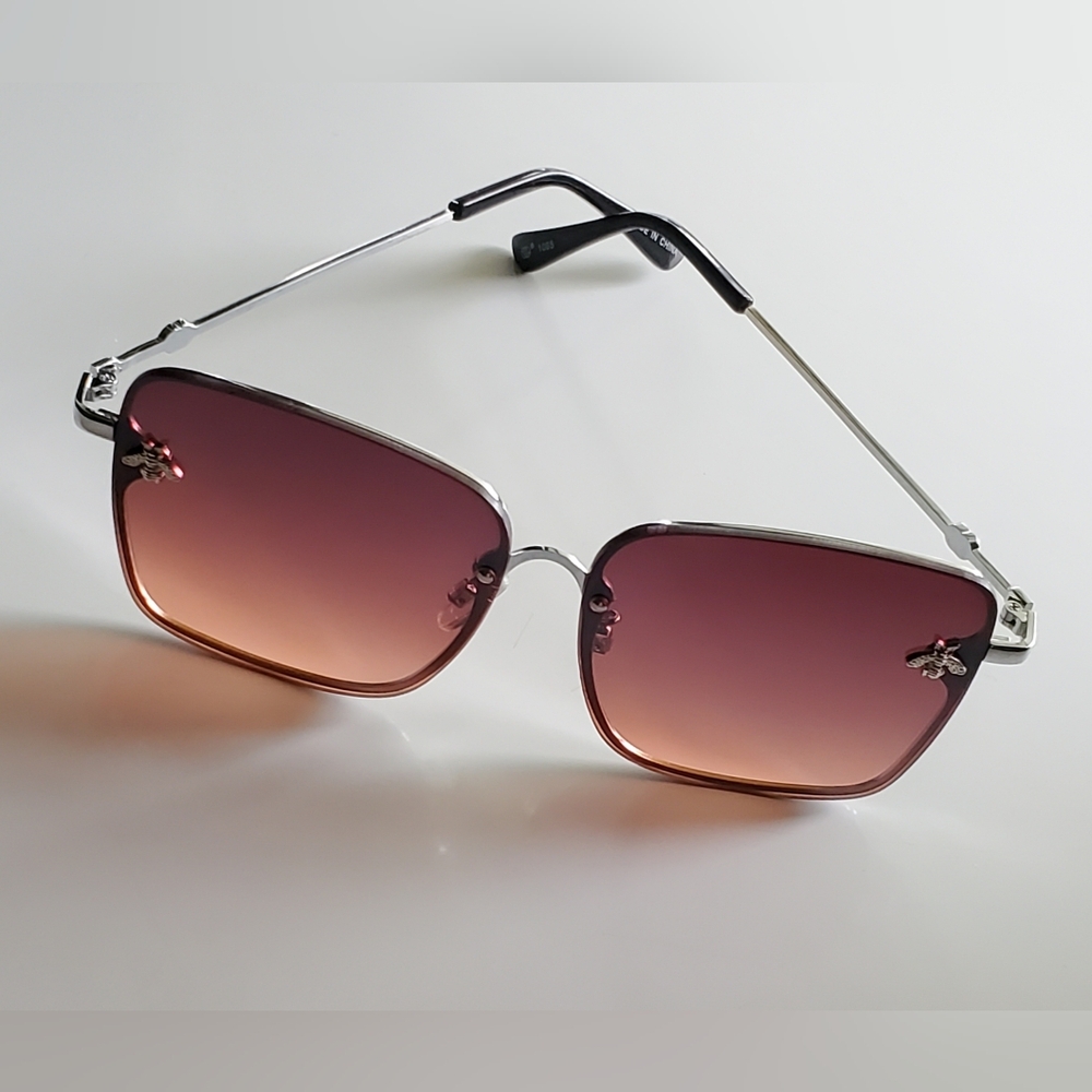 Sunglasses - Queen Bee Embellishments UV400 Protection. Fashion Eyewear - Picture 3 of 6